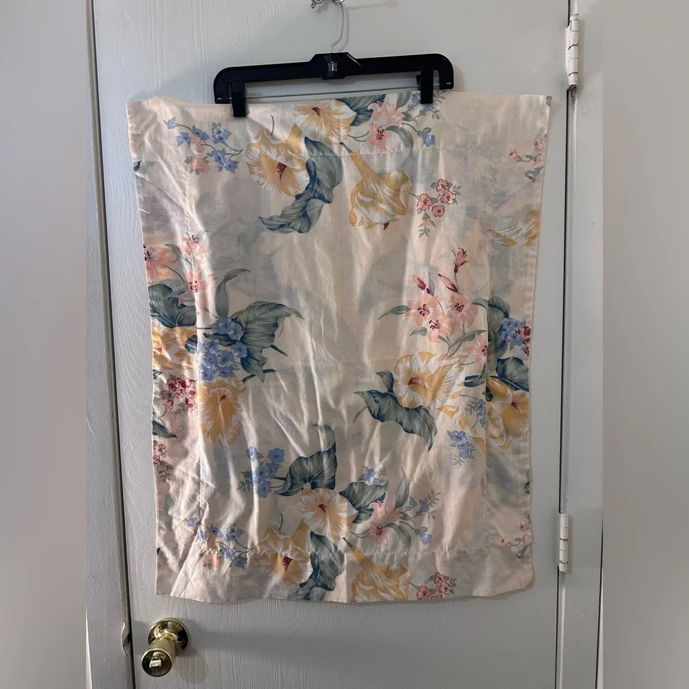 Vintage Pillow Cases Floral Print lot of TWO 25 x 31 you will get two